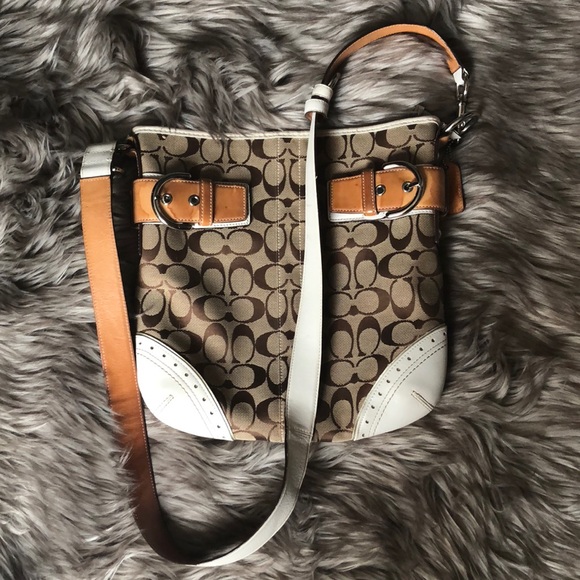 Coach Crossbody - Picture 4 of 7